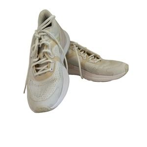 Lululemon BlissFeel Run tennis shoes sneakers white Size 7.5 women's EUC